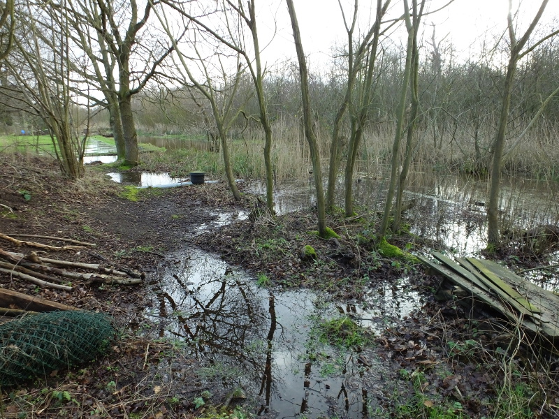 High Water Level In Dyke
	14:04:33