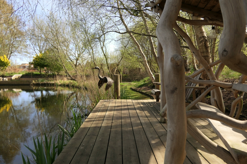 The Ruston Bench Deck